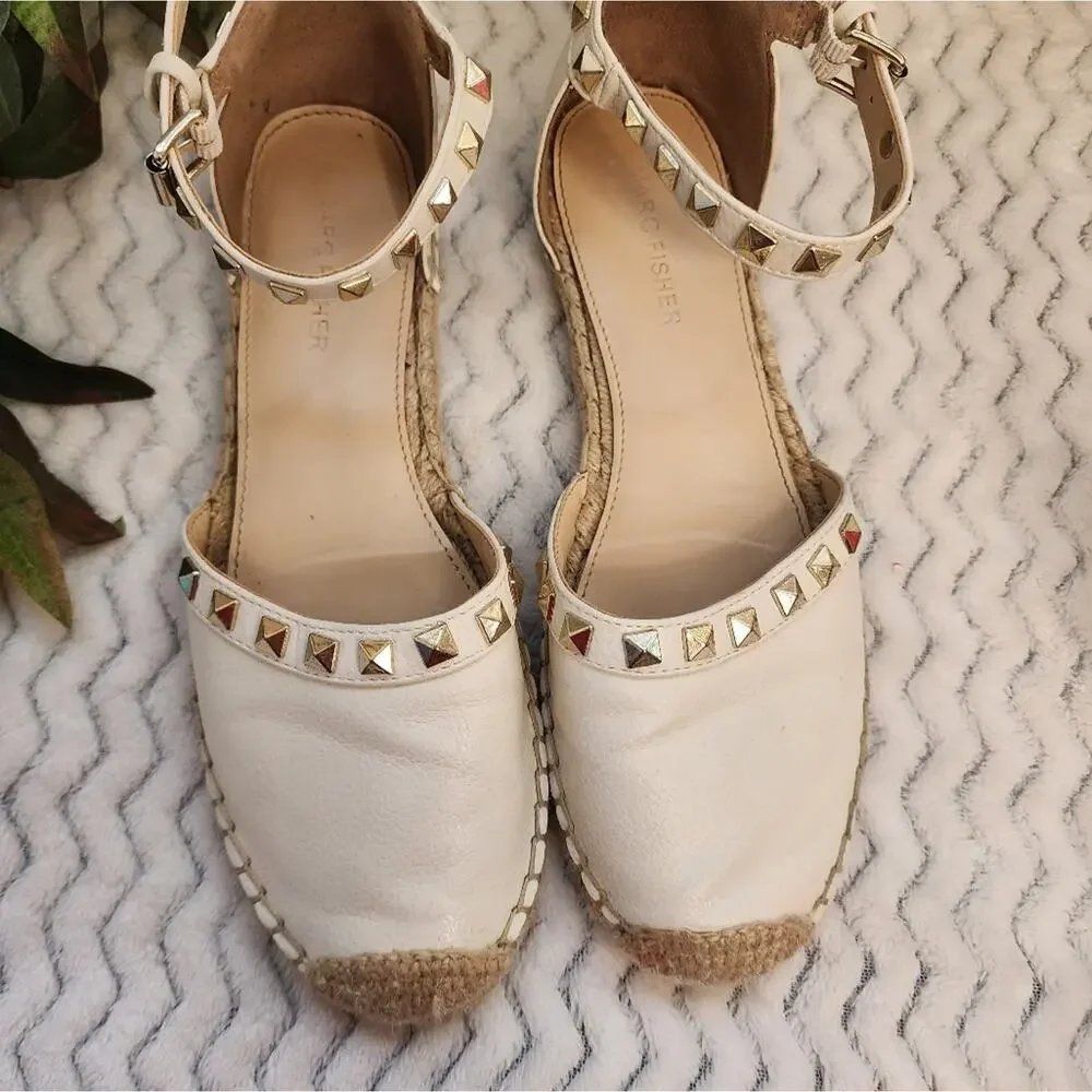 MARC FISHER ESPADRILLE CLOSED TOE STUDDED SHOES SIZE 7